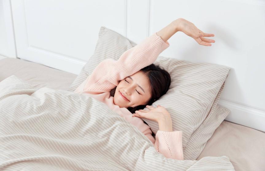 打開負離子空氣凈化器，人人都可以輕松獲得健康睡眠